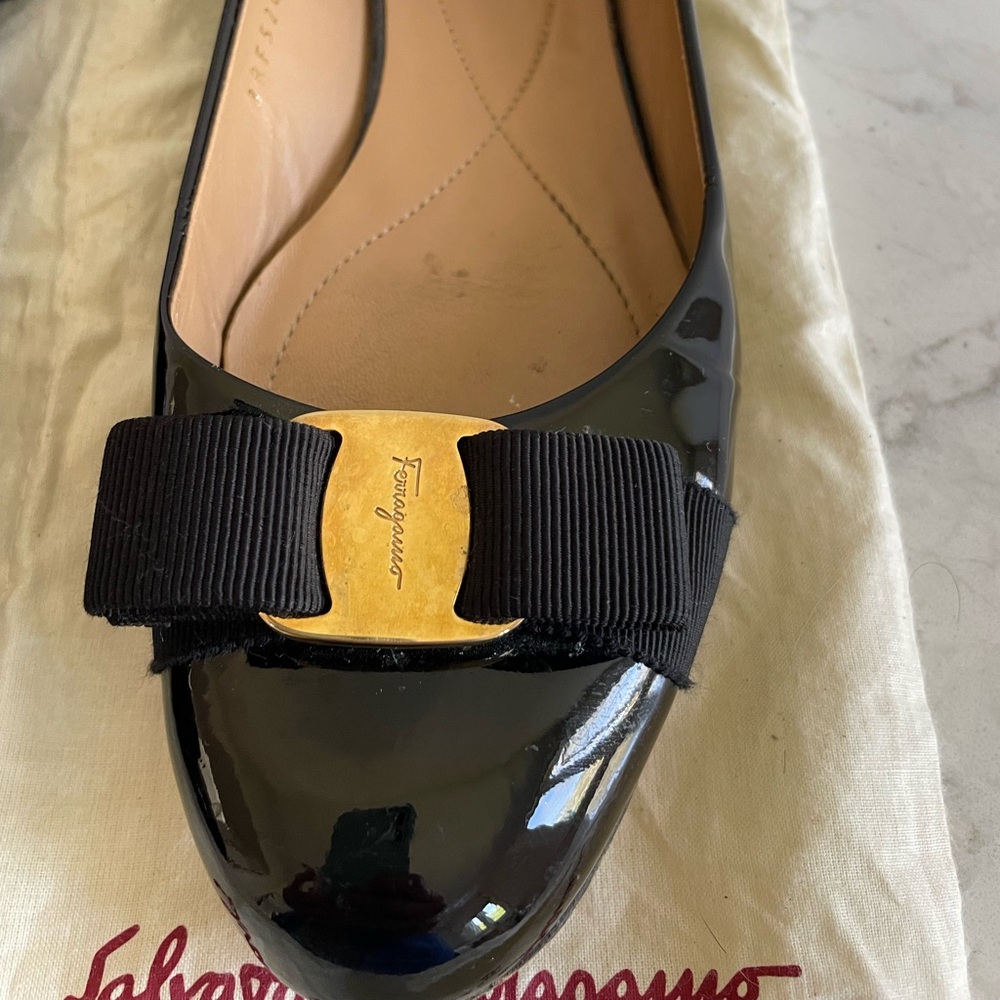 Salvatore Ferragamo Black Flats with Gold Accent - Picture 8 of 9